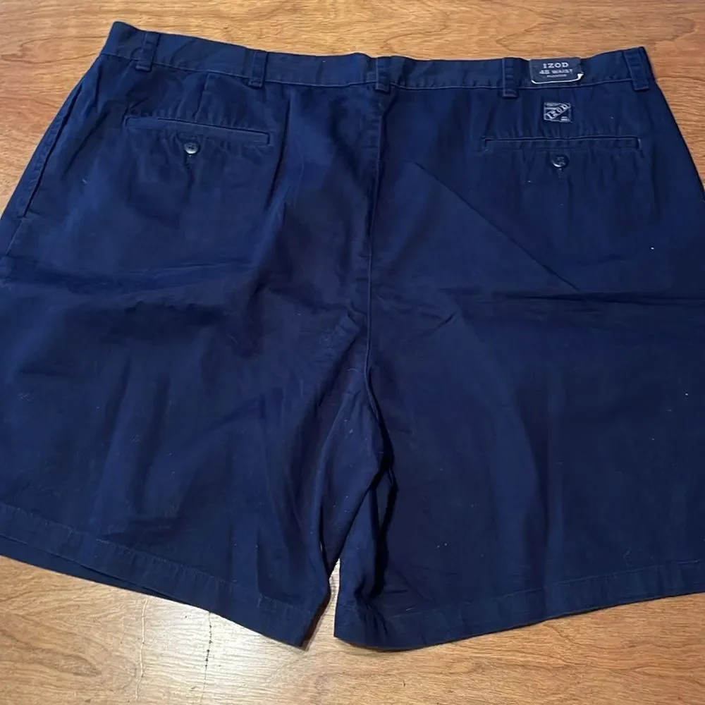 Izod nwt shorts
